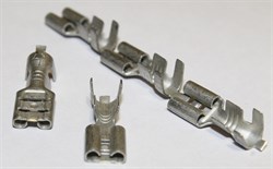 497-03 Контакт с фиксирующим элементом 6,3 под провод  сечения 2,5-4 мм2 (6 шт, россыпь) 2637 - фото 5009